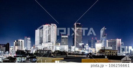 名古屋のビル群の夜景 名古屋のビル群の夜景 106256661