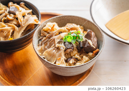 きのこの炊込みご飯 きのこの炊込みご飯 106260423