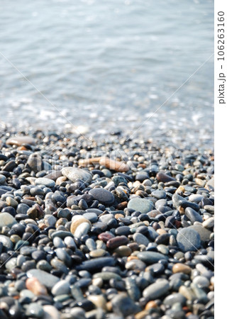 石の海岸（新潟県糸魚川市のヒスイ海岸） 106263160