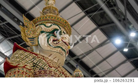 スワンナプーム国際空港のタイ舞踊モニュメント② 106263291