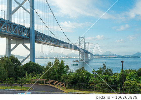 海に架かる瀬戸大橋 海に架かる瀬戸大橋 106263879