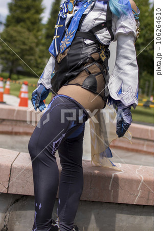 コスプレをした女性の体 106264610
