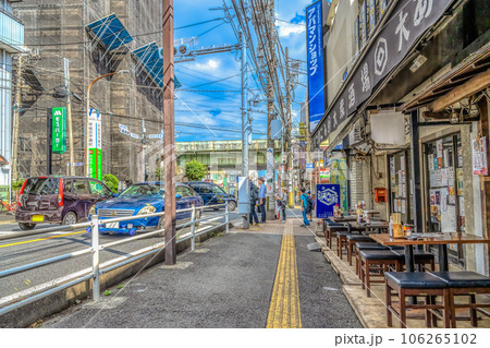 千葉県船橋市の都市風景　西船橋駅 106265102