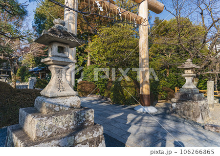 京都 木嶋坐天照御魂神社（蚕の社）参道風景 106266865