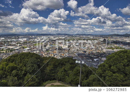 史跡小牧山 小牧山城址 小牧山歴史観からの眺め(北側) 愛知県小牧市 史跡小牧山 小牧山城址 小牧山歴史観からの眺め(北側) 愛知県小牧市 106272985