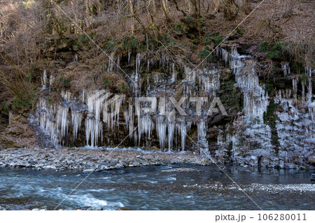 秩父　三十槌の氷柱 106280011