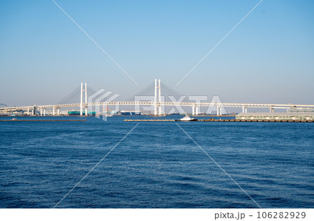 横浜みなとみらい　大桟橋から見た風景 106282929