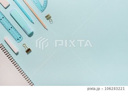School supplies on blue background. Back to school concept. Top view. Copy space. 106283221