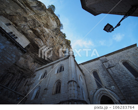 9月上旬のロカマドゥール（フランス） 106283764