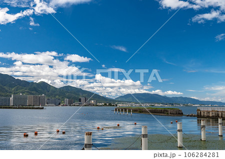 琵琶湖夏景色　大津港 106284281