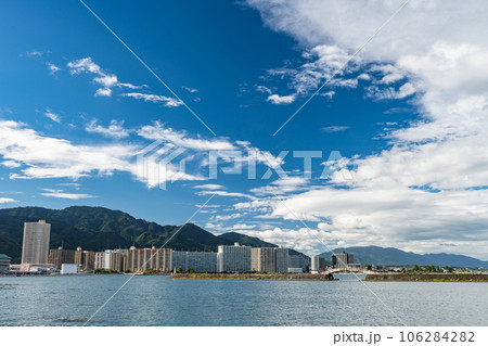 琵琶湖夏景色　大津港 106284282