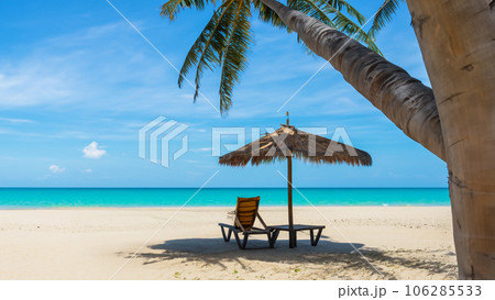 umbrella and chair on the beach 106285533