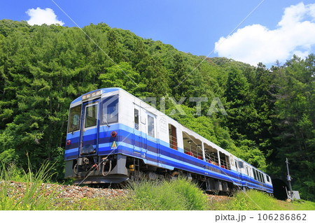 お座トロ展望列車（会津鉄道） 106286862