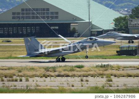 航空自衛隊第303飛行隊F-15イーグル着陸 航空自衛隊第303飛行隊F-15イーグル着陸 106287986