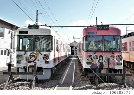 京阪 700形 響け!ユーフォニアム2023 ラッピング電車 旧ラッピング車輛との並び 京阪 700形 響け!ユーフォニアム2023 ラッピング電車 旧ラッピング車輛との並び 106288379