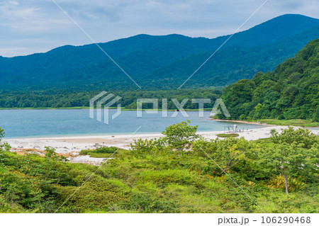 (青森県)恐山・宇曽利山湖と極楽浜 夏 (青森県)恐山・宇曽利山湖と極楽浜 夏 106290468