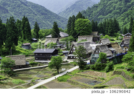 富山県 五箇山 相倉合掌造り集落 相倉展望台からの風景 世界遺産 富山県 五箇山 相倉合掌造り集落 相倉展望台からの風景 世界遺産 106290842