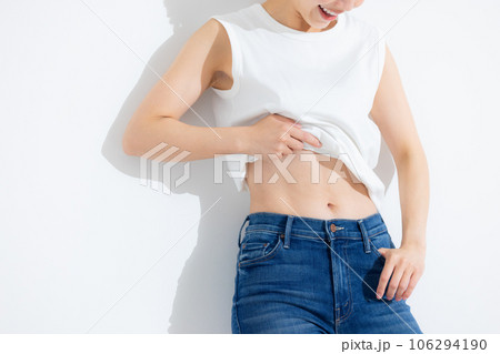 ダイエットに成功した女性 ダイエットに成功した女性 106294190