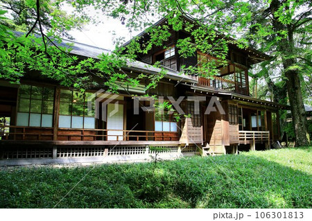 避暑地の夏… 碧の園に建つ日本建築 避暑地の夏… 碧の園に建つ日本建築 106301813