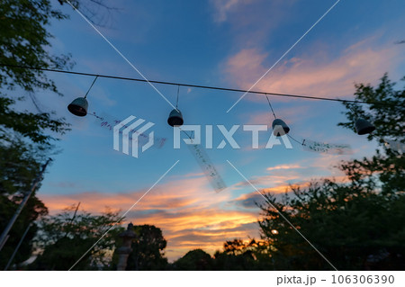 夕暮れと風鈴 夕暮れと風鈴 106306390