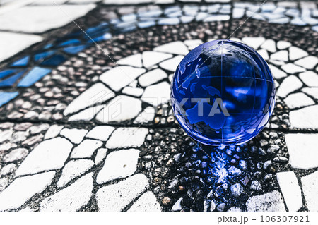 宇宙船地球号の環境保護をグローバルな視点から見る 宇宙船地球号の環境保護をグローバルな視点から見る 106307921