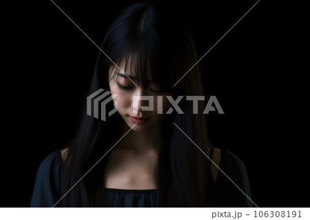 深い悲しみに包まれる女性の表情「AI生成画像」 深い悲しみに包まれる女性の表情「AI生成画像」 106308191