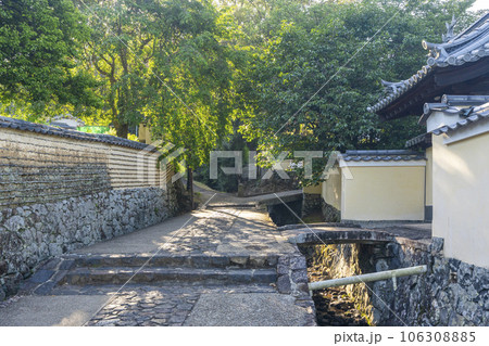奈良・東大寺二月堂の裏参道 左大仏殿道 奈良・東大寺二月堂の裏参道 左大仏殿道 106308885