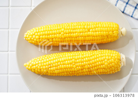 茹でトウモロコシ 茹でトウモロコシ 106313978