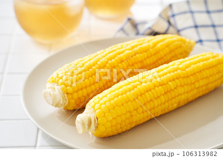 茹でトウモロコシ 106313982