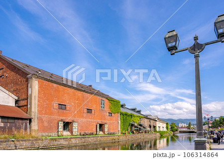 小樽運河　小樽運河クルーズ　昼間 106314864