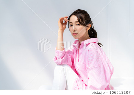 若い女性のビューティ 若い女性のビューティ 106315107