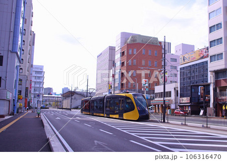 宇都宮市　LRT（次世代型路面電車） 106316470