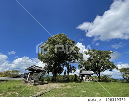 大分県 岡城址本丸跡にある天満神社 大分県 岡城址本丸跡にある天満神社 106319576
