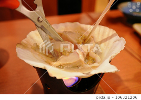 ホタテの貝殻焼き ホタテの貝殻焼き 106321206