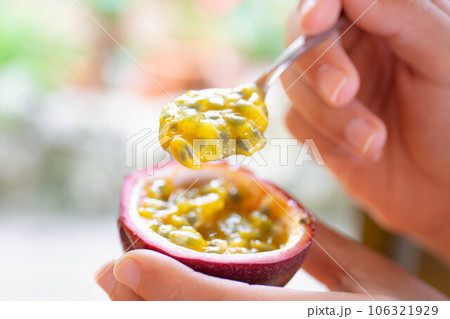 パッションフルーツ 106321929