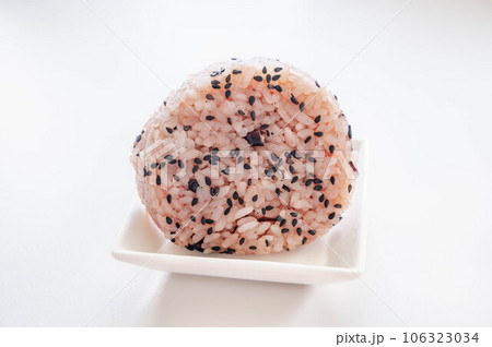 赤飯おにぎり 106323034