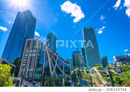 日本の東京都市景観 新名所・麻布台ヒルズなどを望む 106324748