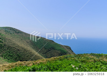 オロロンの島 天売島を歩く 106325018