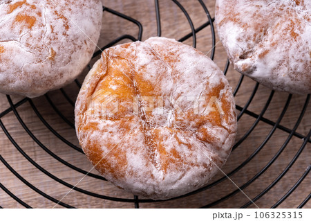 餡ドーナッツ 106325315