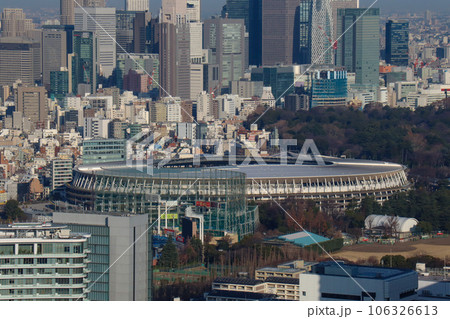 高級ホテル リッツカールトン東京から見る新国立競技場 高級ホテル リッツカールトン東京から見る新国立競技場 106326613