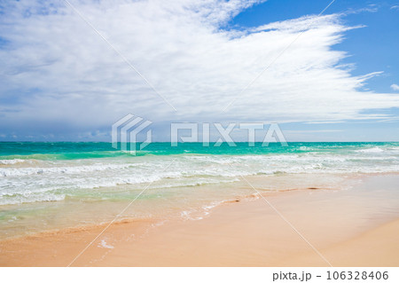Caribbean landscape with shore waves on a sunny day. Dominican republic 106328406