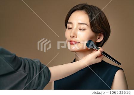 メイクアップ　チークブラシ 106333616