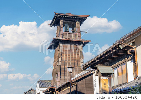 埼玉県川越市 蔵造りの町並みのシンボル 時の鐘 埼玉県川越市 蔵造りの町並みのシンボル 時の鐘 106334420