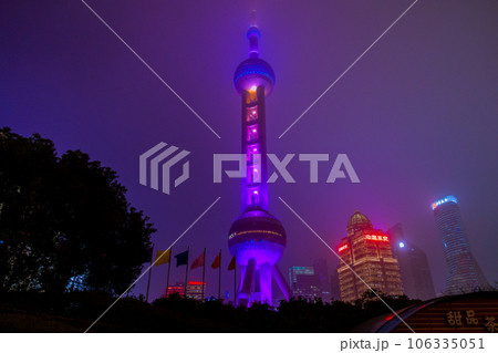 東方明珠塔夜景(中国-上海) 東方明珠塔夜景(中国-上海) 106335051