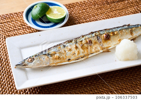 秋刀魚の塩焼き 秋刀魚の塩焼き 106337503