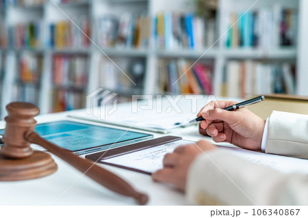 Image photo Image photo 106340867