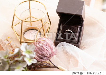 花と婚約指輪 engagement ring 花と婚約指輪 engagement ring 106341249