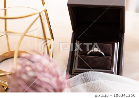 花と婚約指輪 engagement ring 花と婚約指輪 engagement ring 106341250