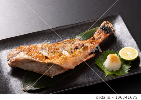 赤魚 塩焼き 赤魚 塩焼き 106341675