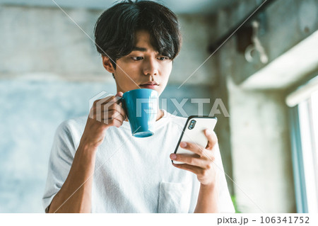 Image photo 106341752